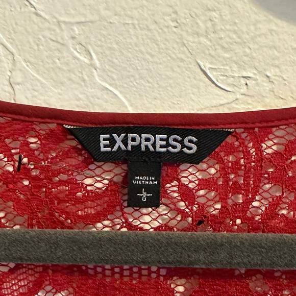 Express Burgundy Lace Detail Cap Sleeve Blouse Size L - Picture 2 of 2